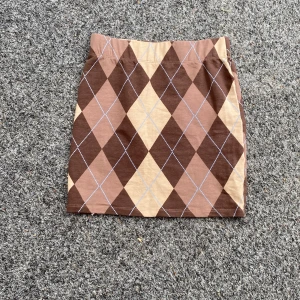 Kjol - Storlek: XXS 💗jag säljer nu en kjol som kommer ifrån Newyorker💗 💕kommer i bra skick💕