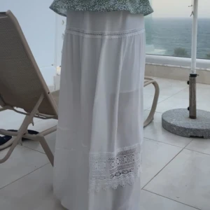 Långkhol - Jätte somrig långkjol som säljs pga att den är för lång för mig.