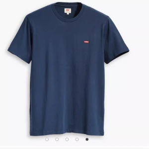 Levis T-shirt - Helt nytt, har aldrig använt de.