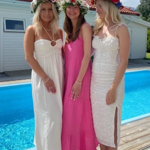 Rosa långklänning - Superfin rosa långklänning, perfekt till midsommar!!! Strl xs, köpt på ASOS för ca 2 år sedan