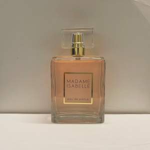 Madam Isabelle parfym Fint blommig doft🌸  Helt oanvänt  