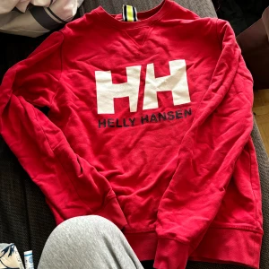 Helly Hansen Sweatshirt  - Helly Hansen sweatshirt herr storlek S 