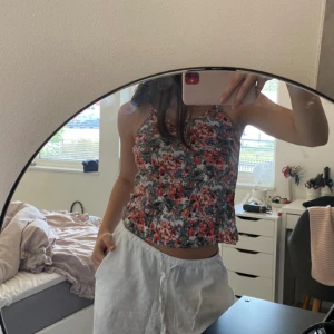 Blommigt linne  - Somrigt linne!🌺