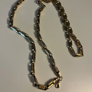 Guldkedja 14k - Maffig Äkta guldkedja i 14 karats guld med stämplar.  Vikt: ca. 21 gram 