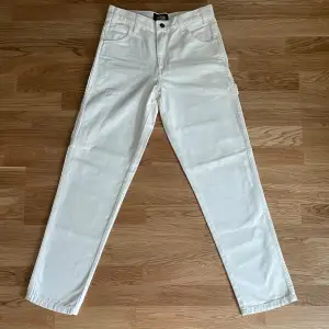 Vita Dickies Duck Canvas Carpenter Pants. NYSKICK - Använda för en fotografering! 