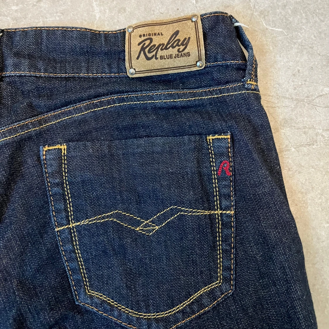 Lågmidjade bootcut jeans💞 - 92