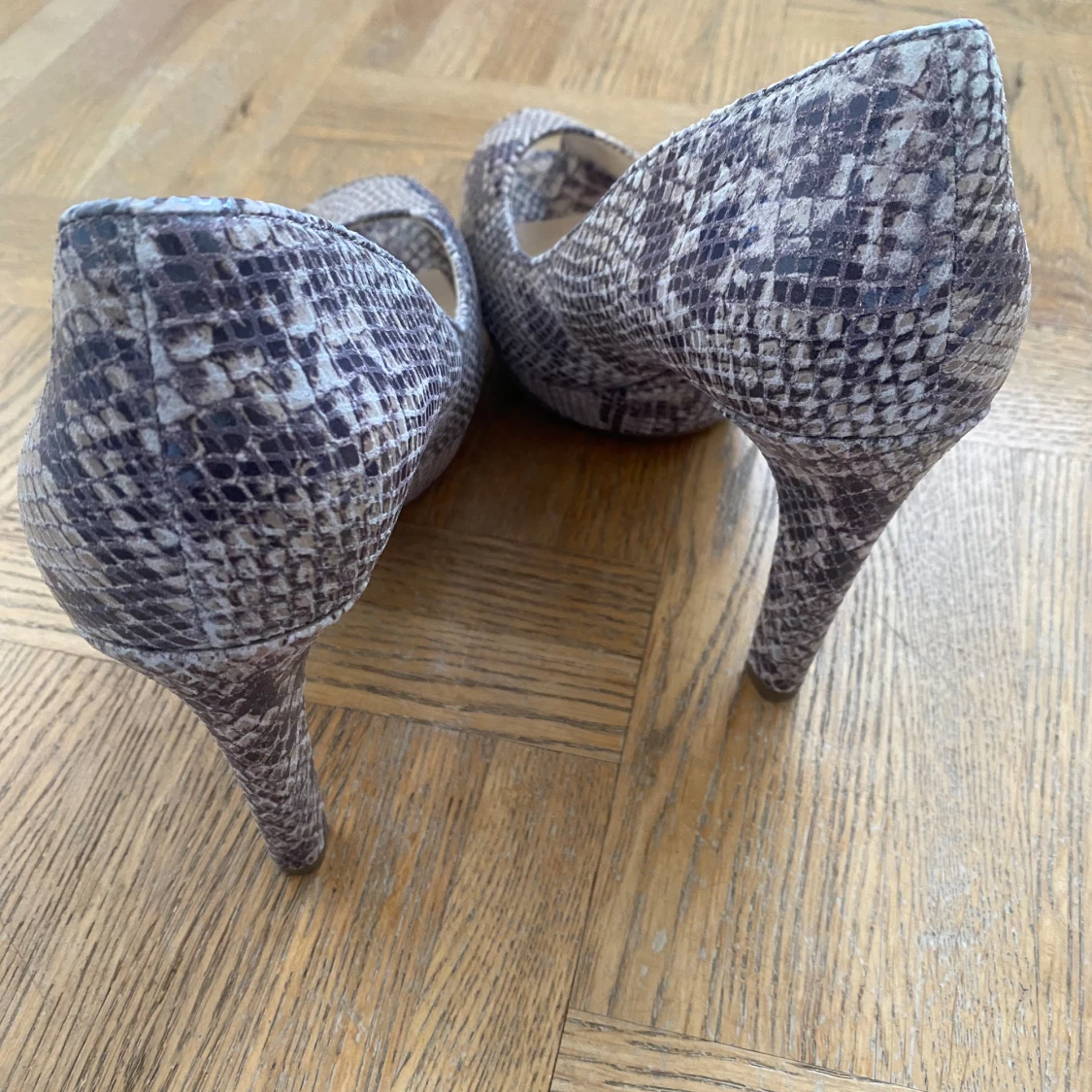 Klackskor med leopardmönster storlek 39 - 90