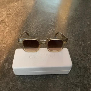 Chimi 04 - Utmärkt skick och extremt snygga till sommaren