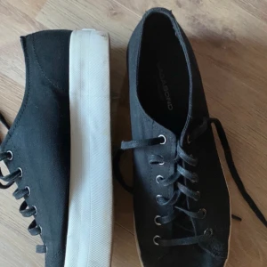 Vagabond tygskor sneakers  - Använda fåtal gånger 