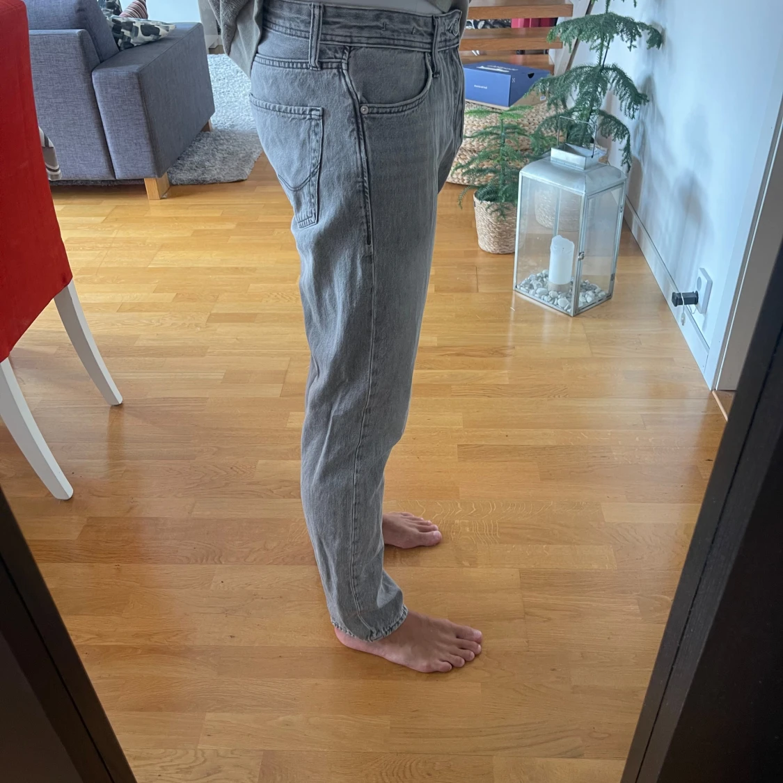 Gråa raka Jeans - 90