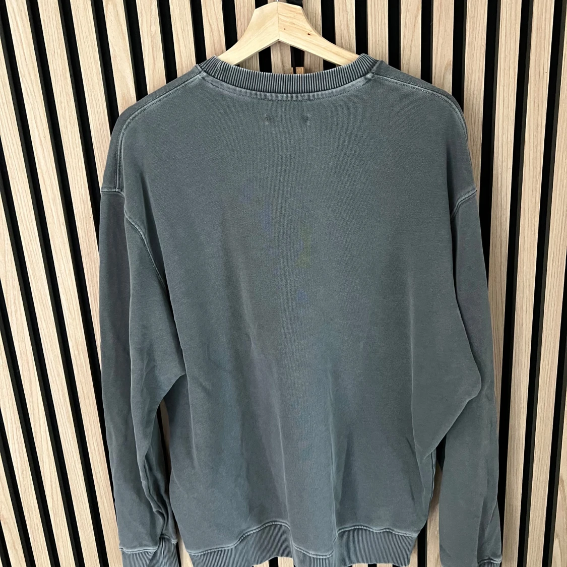 COS Sweatshirt  - 90