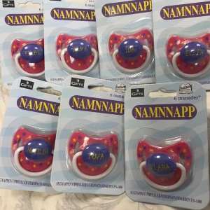 Barn Napp med Namn  - 6 månader +  39kr/st  Finns fler kvar 