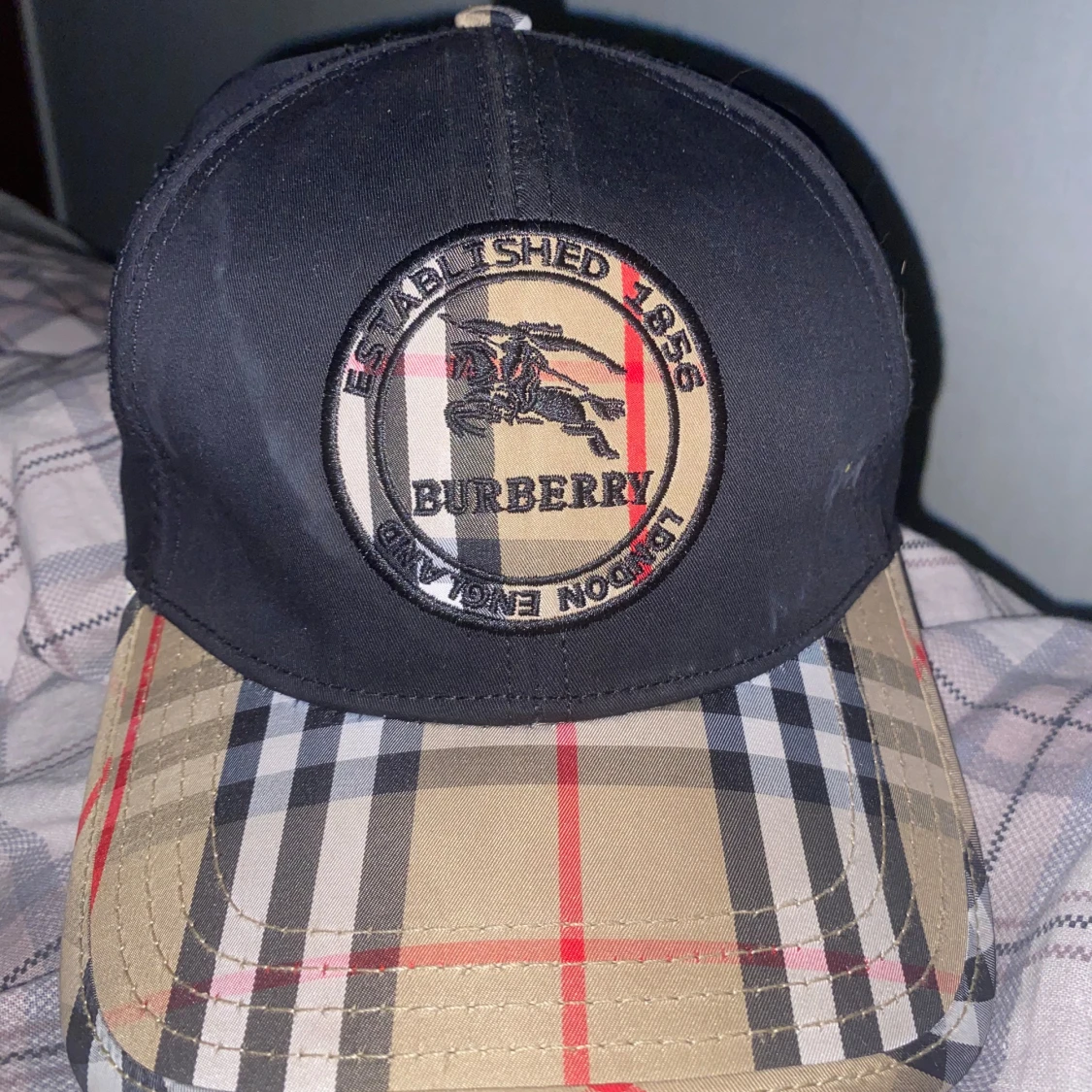 Burberry keps - 90