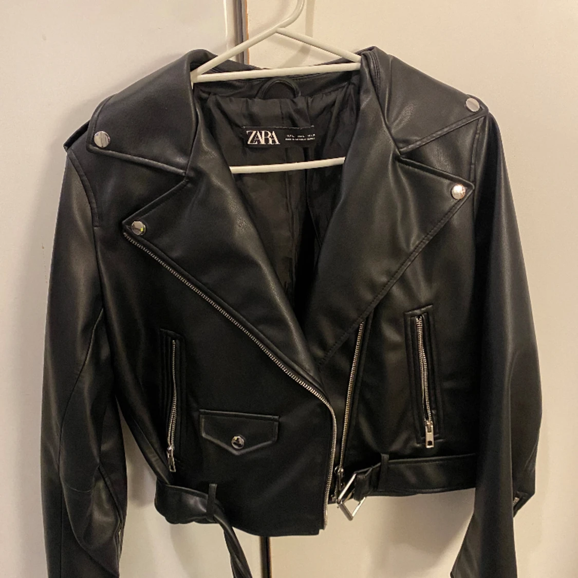 Skinnjacka från Zara - 90