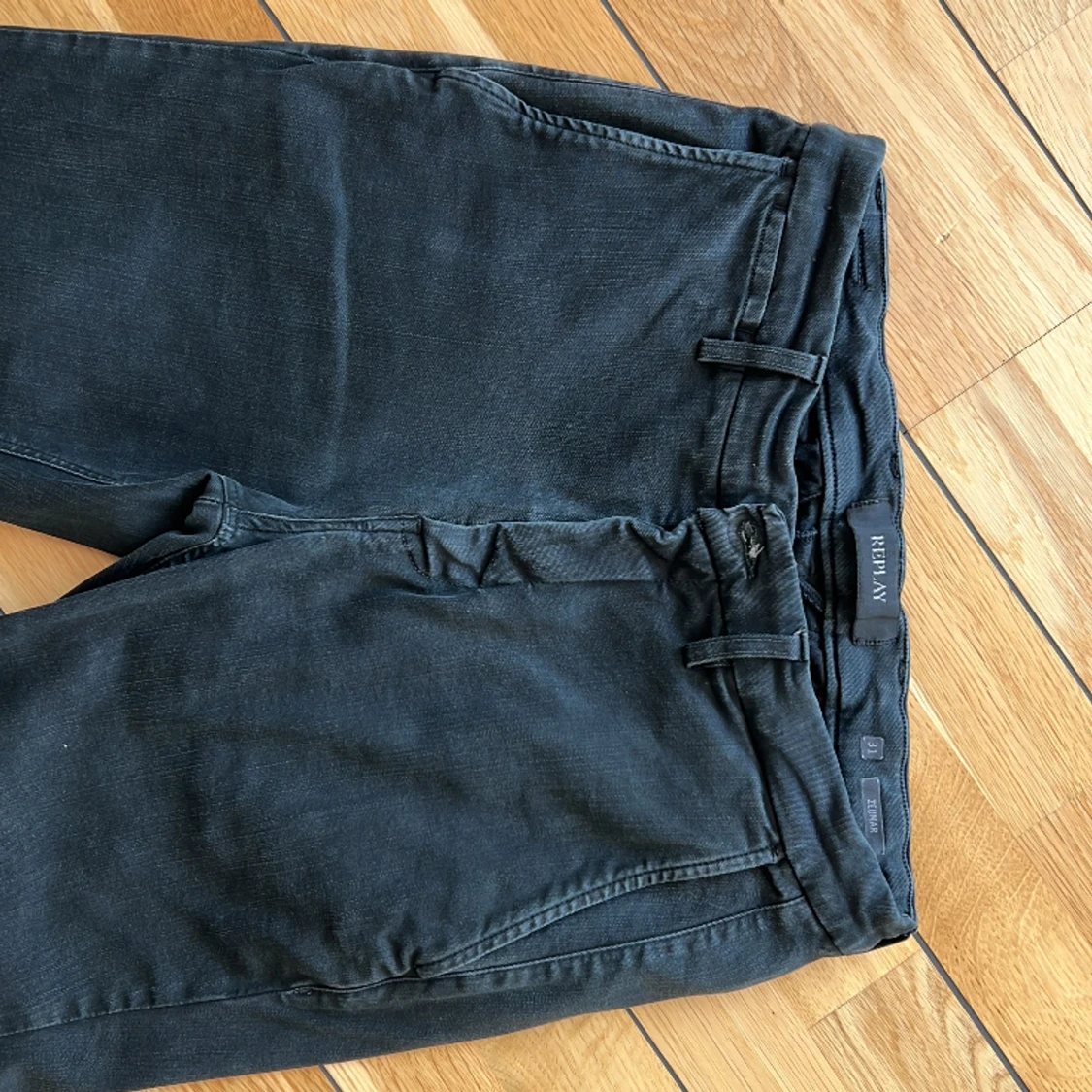 Replay canvasjeans med skön stretch  - 90