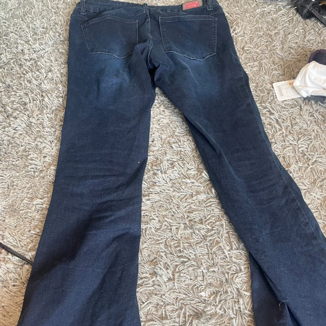 Mörka lågmidjade jeans - 91