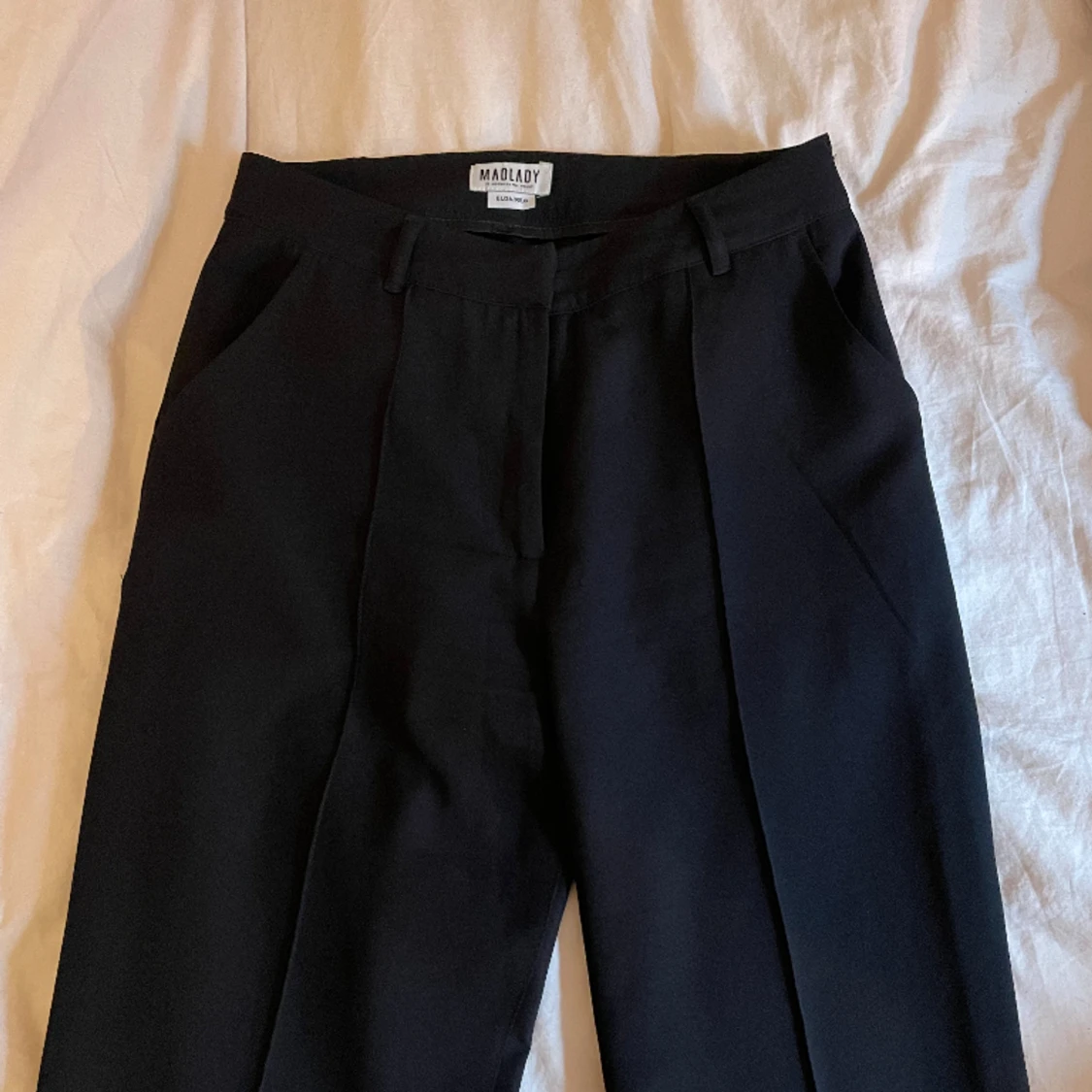 Madlady Kostymbyxor  - 90