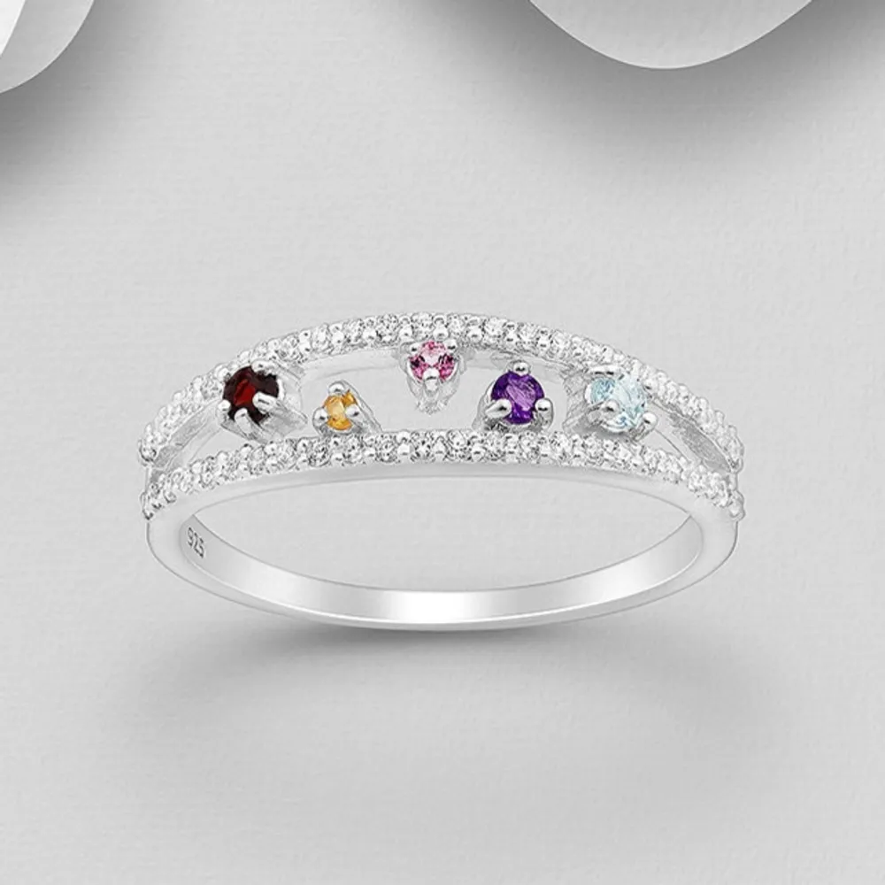 925 Sterling Silver Decorated with Amethyst,Citrine,Pink Topaz,Skyblue Topaz,Garnet and CZ stones. ( 6,7,8 us size available ) 1pcs in every size available. Accessoarer.