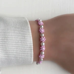 Blomarmband🌸 - Somrigt armband 🌸✨