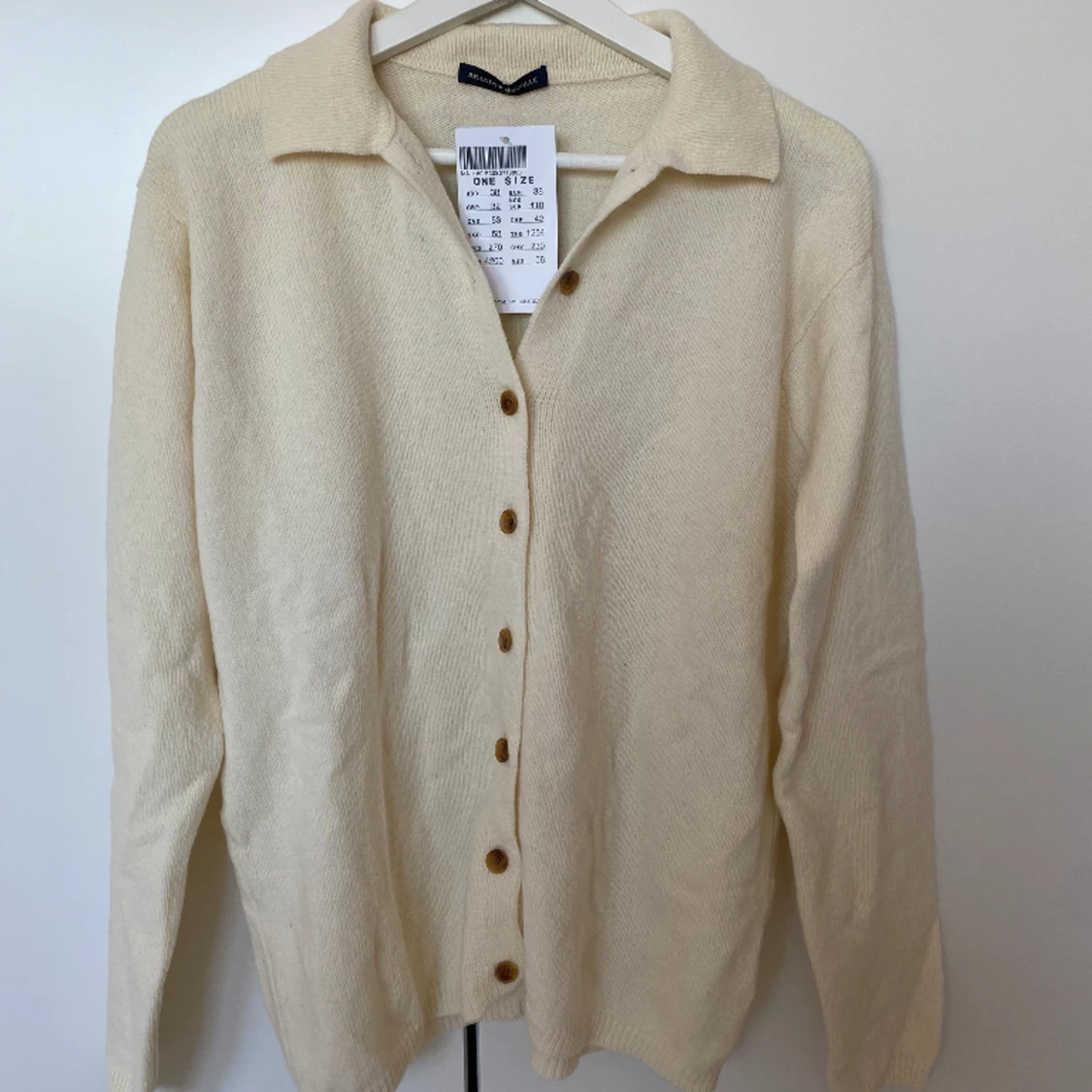 Stickad kofta från Brandy Melville 