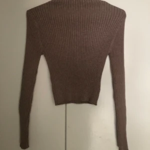 Ribbstickad tröja strl xs - Fin tröja 