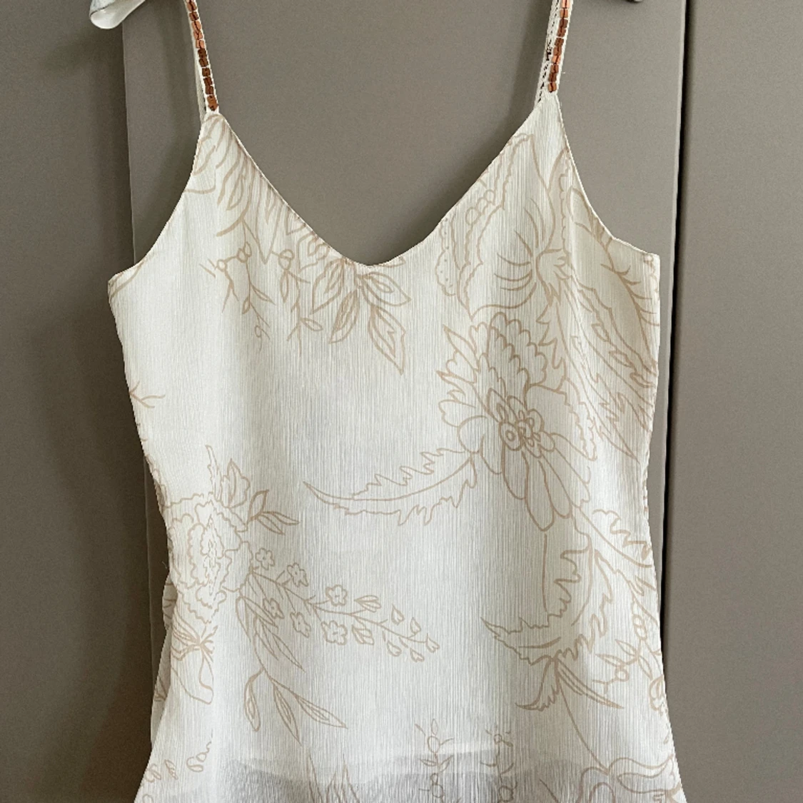 Linne ny med prislappen kvar  - 90