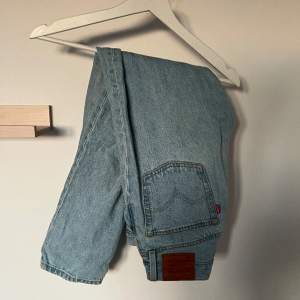 Fina Levis 501:or jeans med straight leg. Storlek W26/L28 💫
