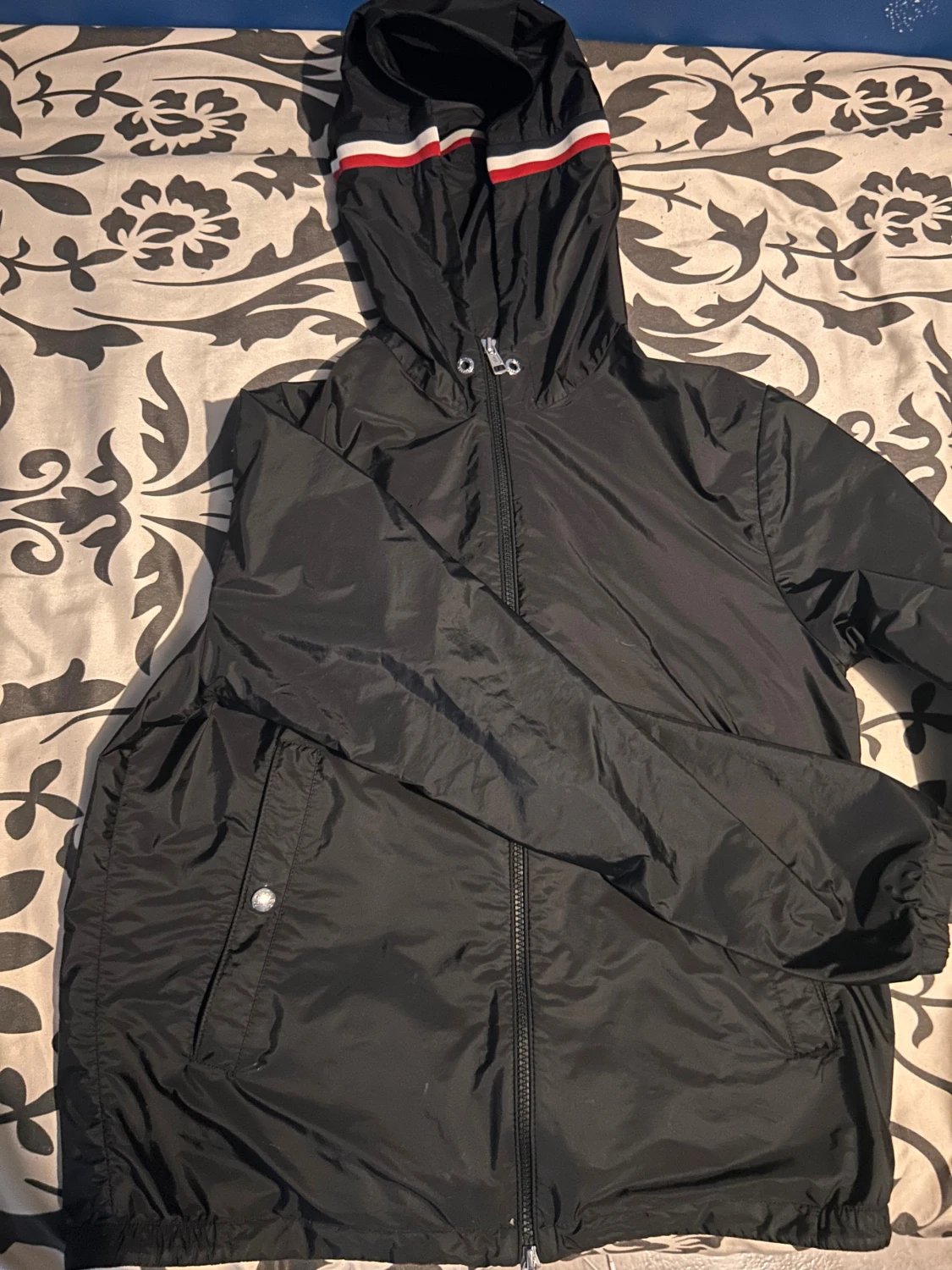 Svart vindjacka från Moncler - 1