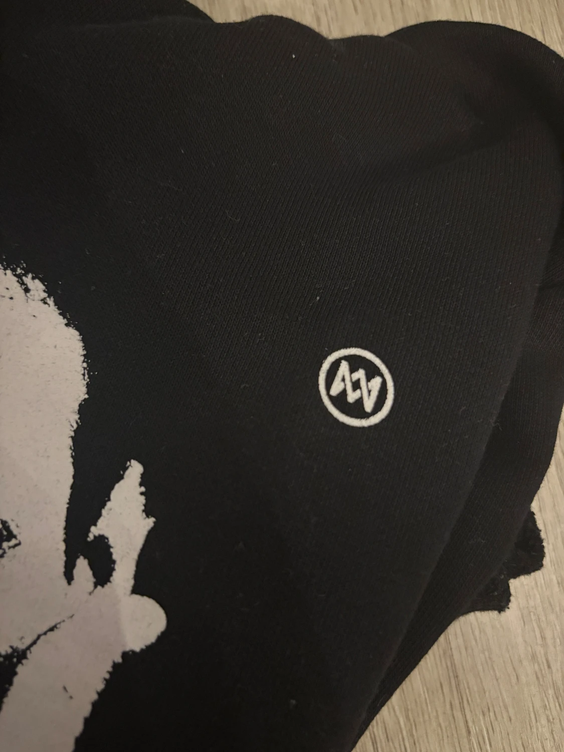 Limited edition svart hoodie M&M Tour Part 2 - 3