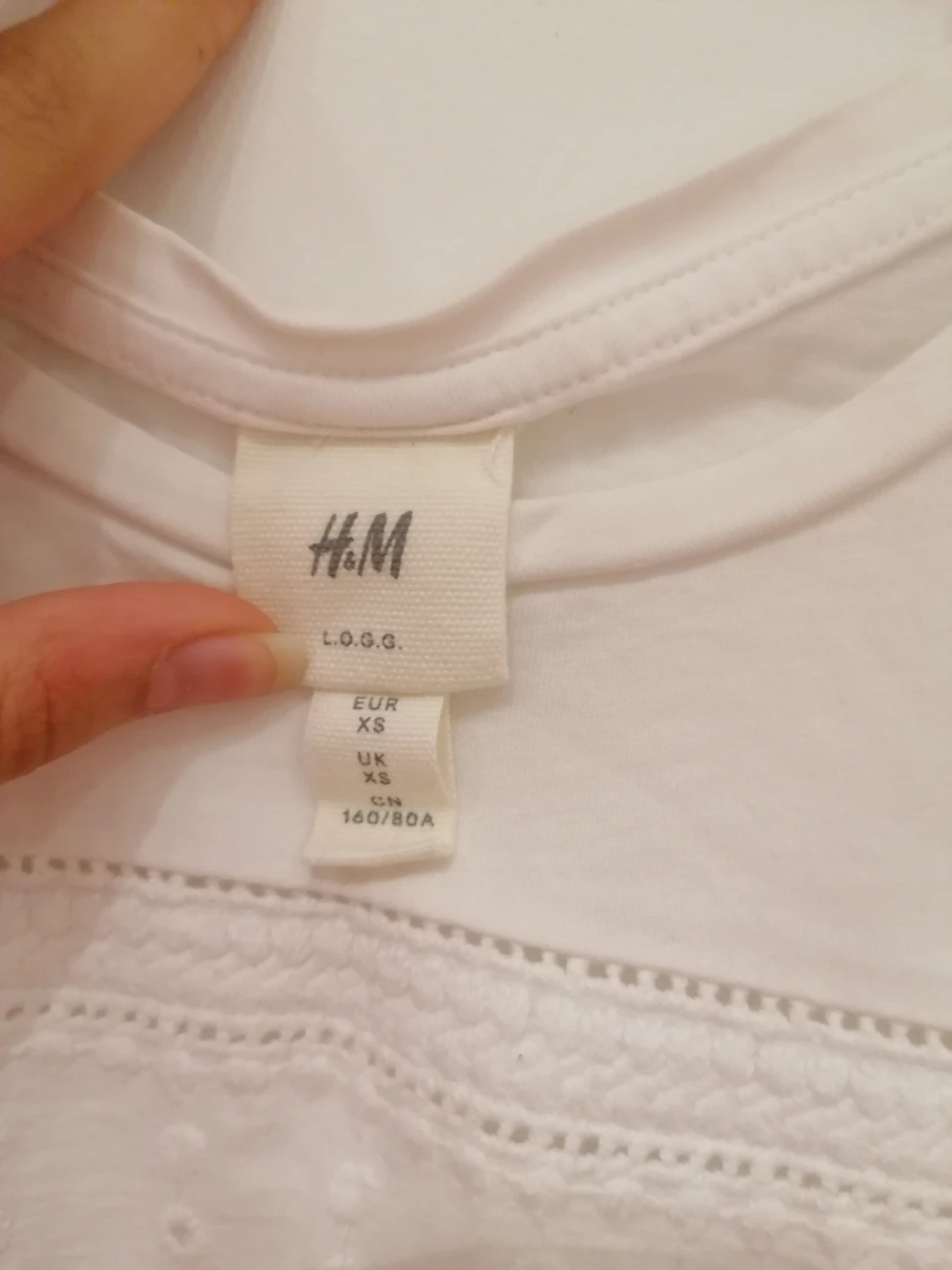 Vit broderad blus   - 2