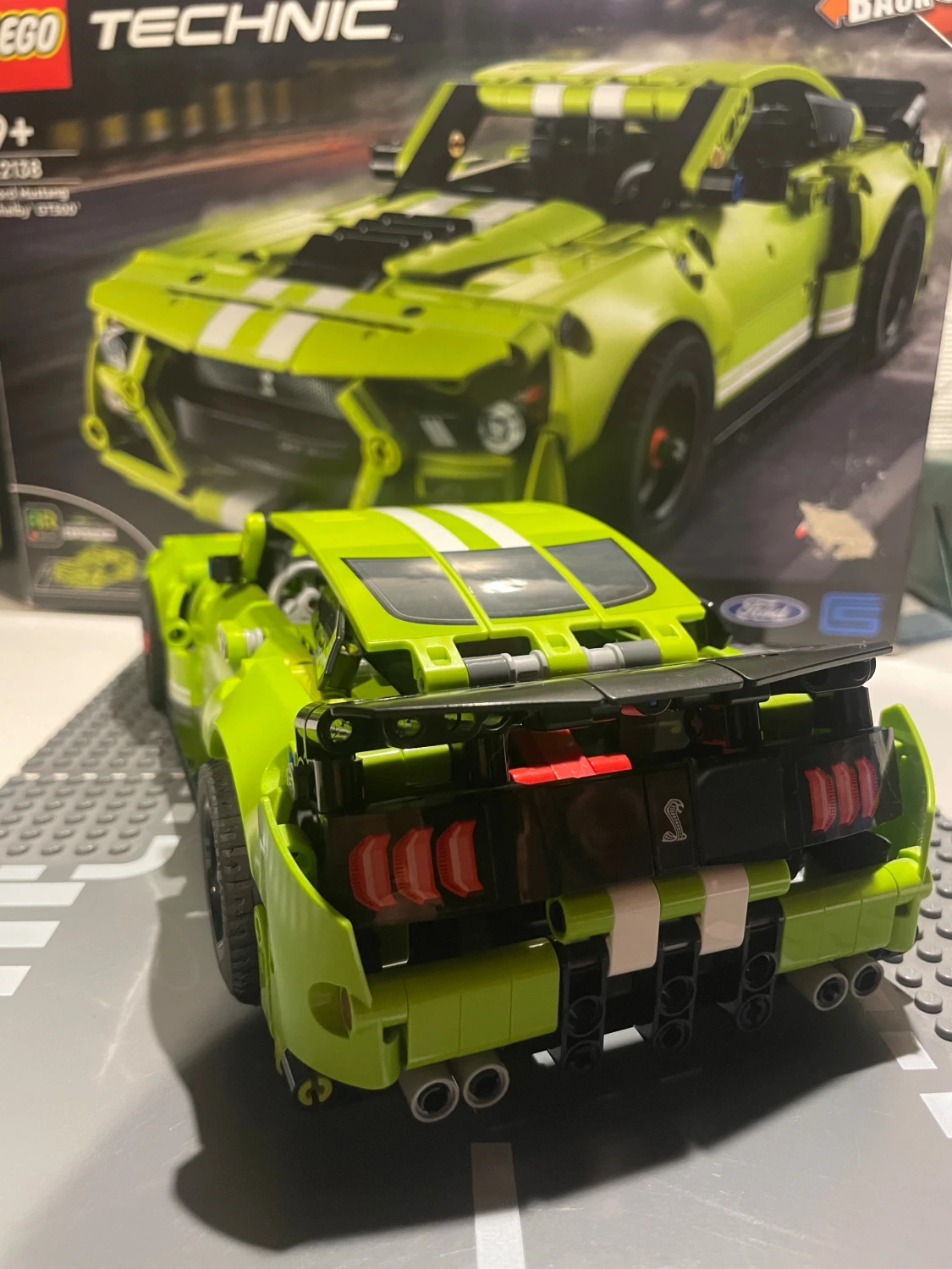 LEGO Technic Ford Mustang Shelby GT500 (42138) - 1