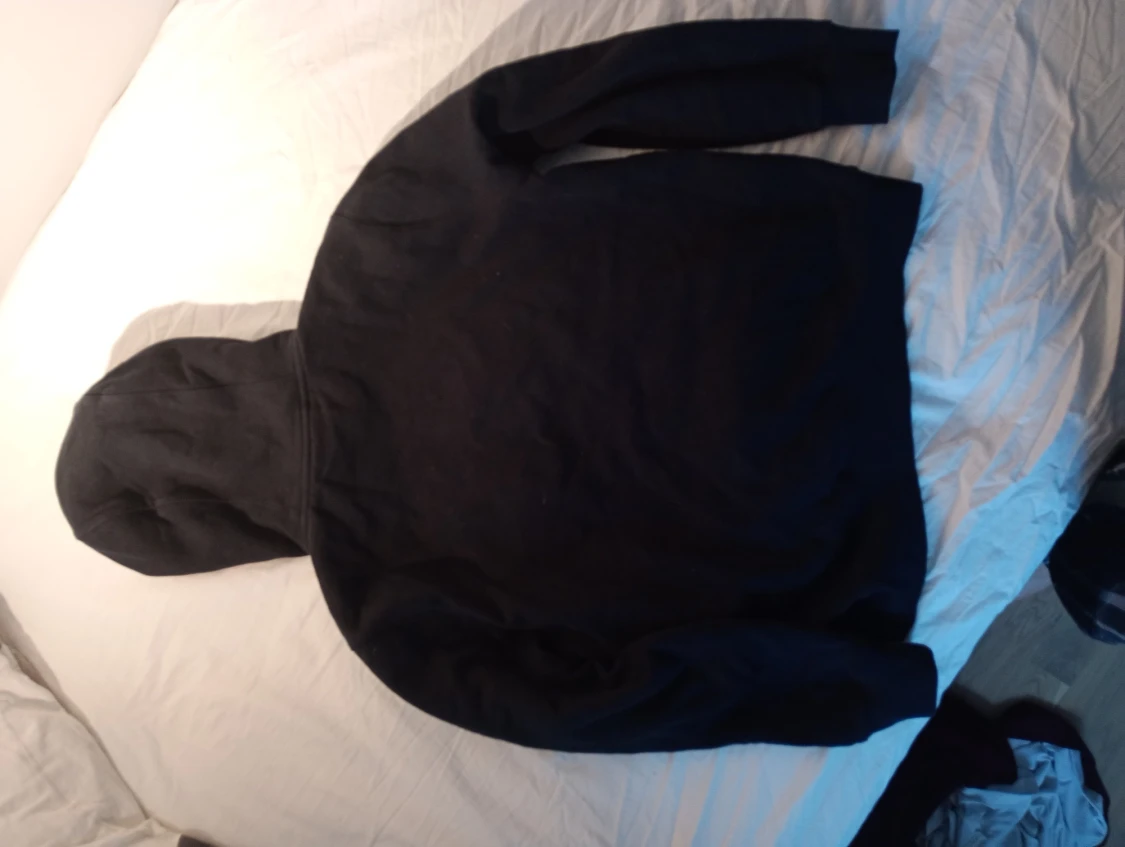 Svart hoodie från Morris med huva - 1