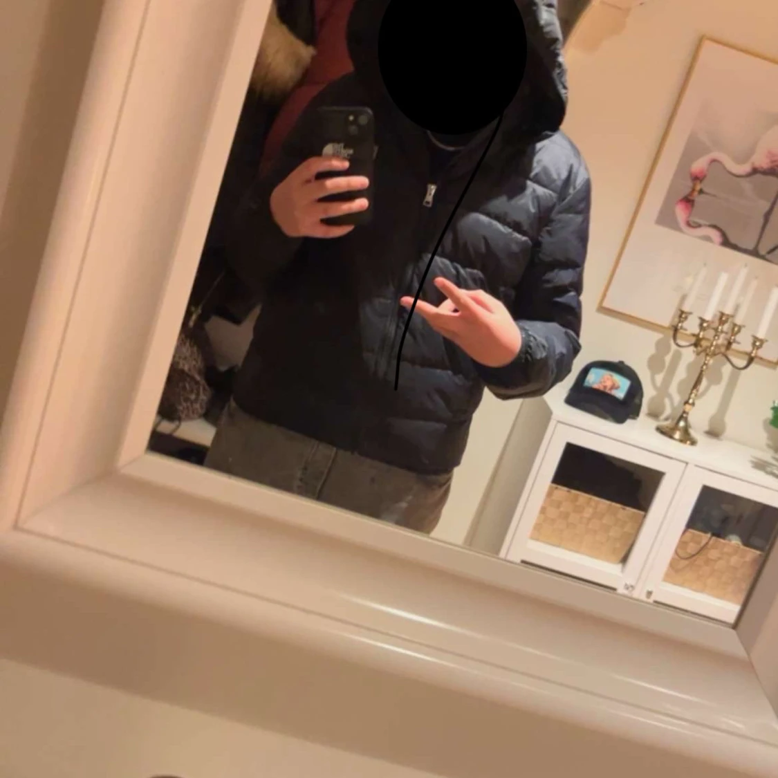 Svart pufferjacka från Gant med huva