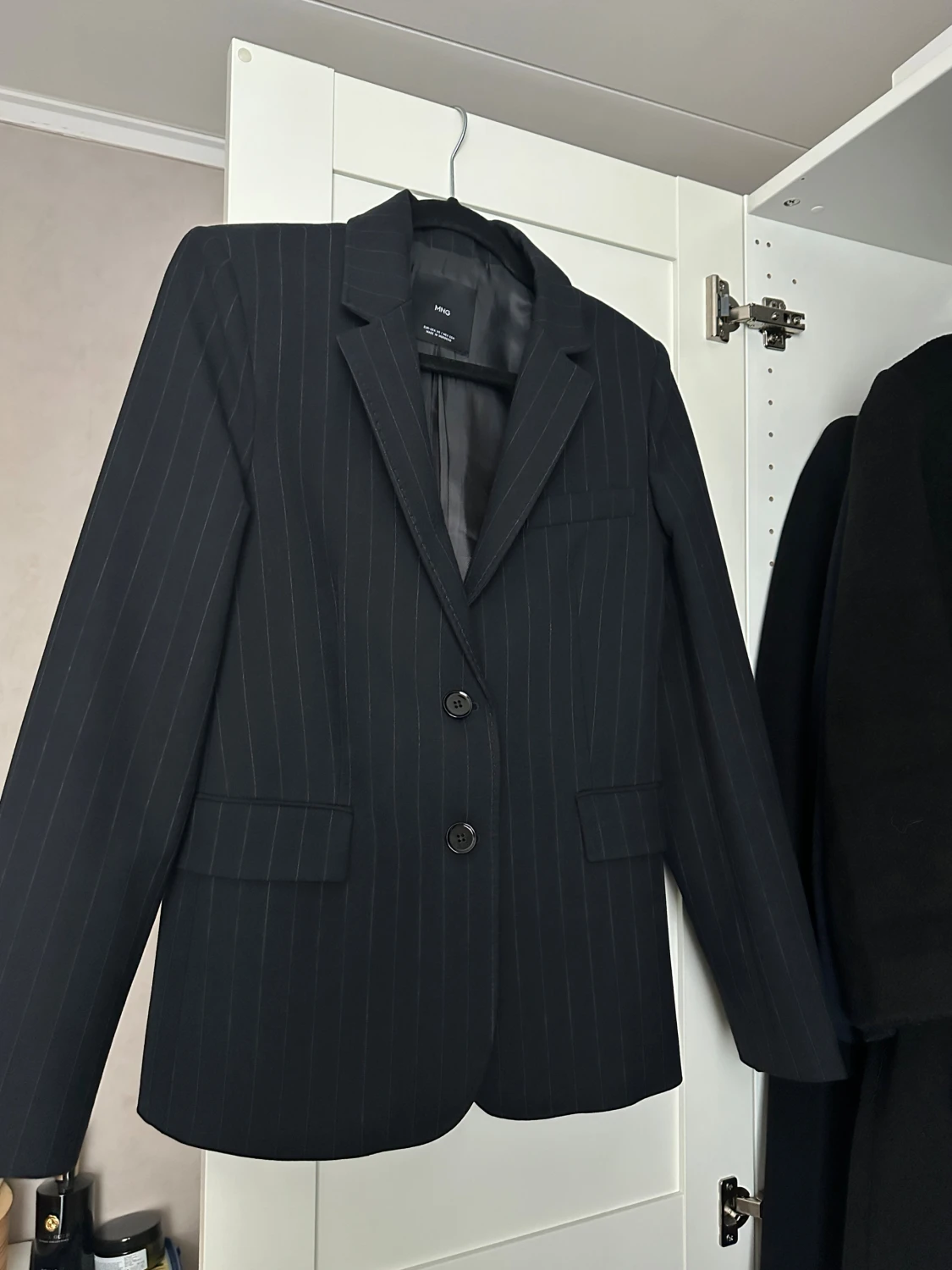 Randig kavaj från Mango