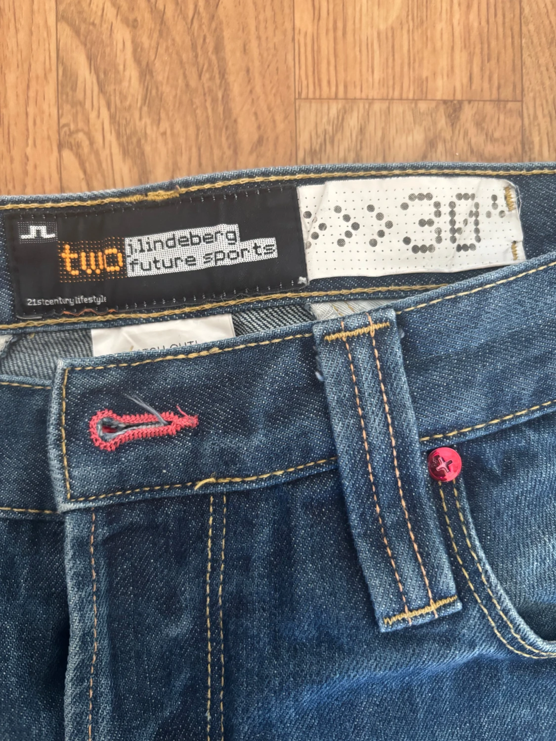 J.Lindeberg blå jeans med broderi - 2