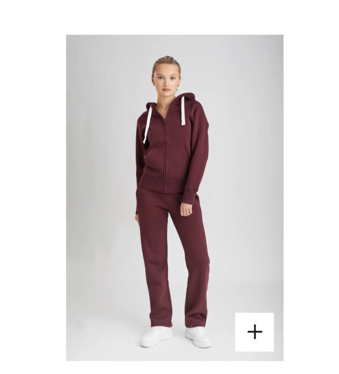 Russemerch set i vinrött  - 1