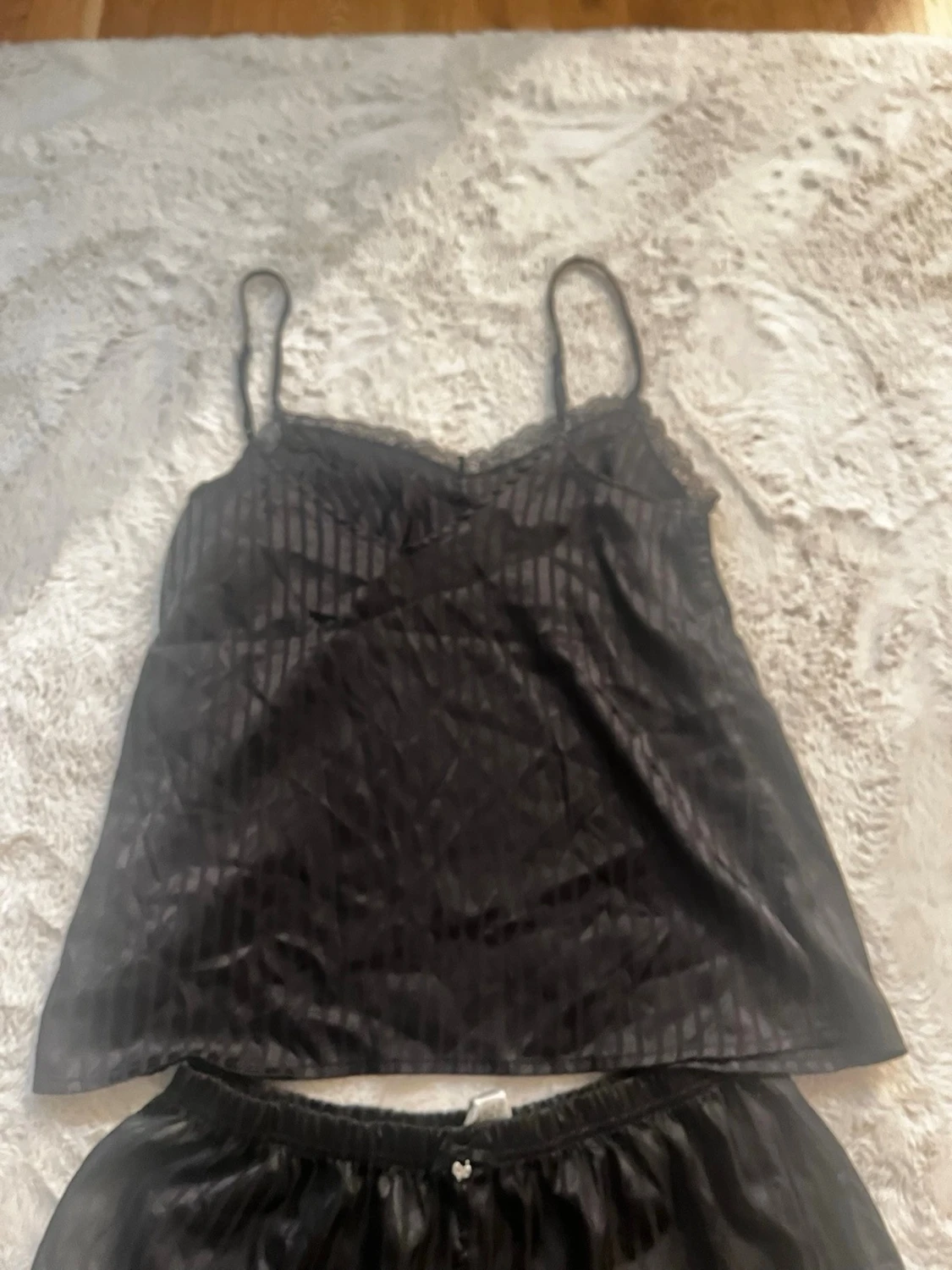 Svart randig Satin Pyjamas  - 1