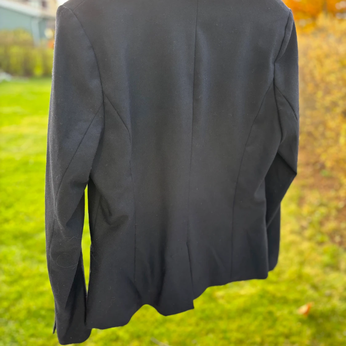 Svart kavaj från H&M, storlek 40 - 1