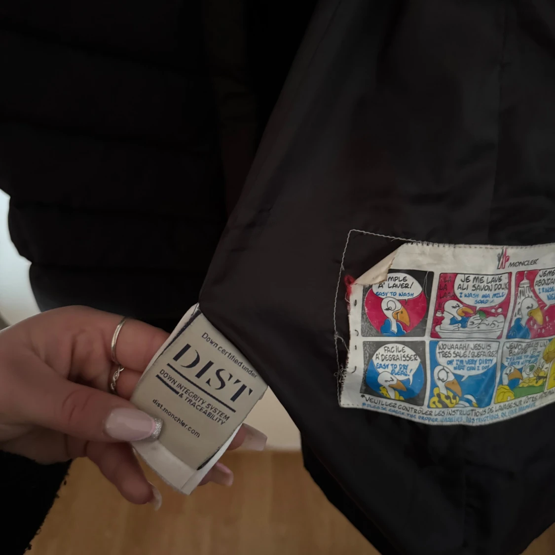 Svart lång dunjacka från Moncler - 3