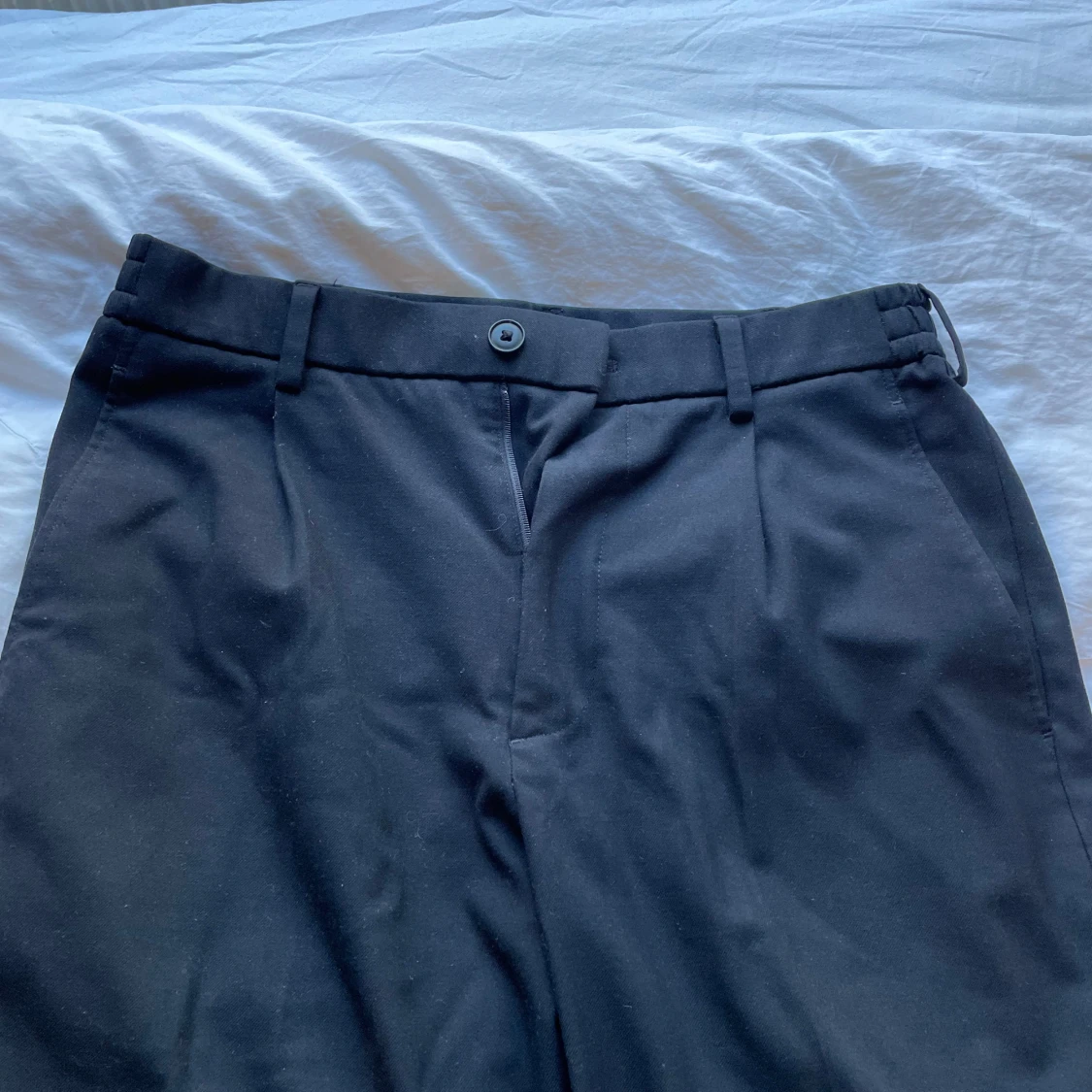 Navy kostymbyxor från Uniqlo S - 1