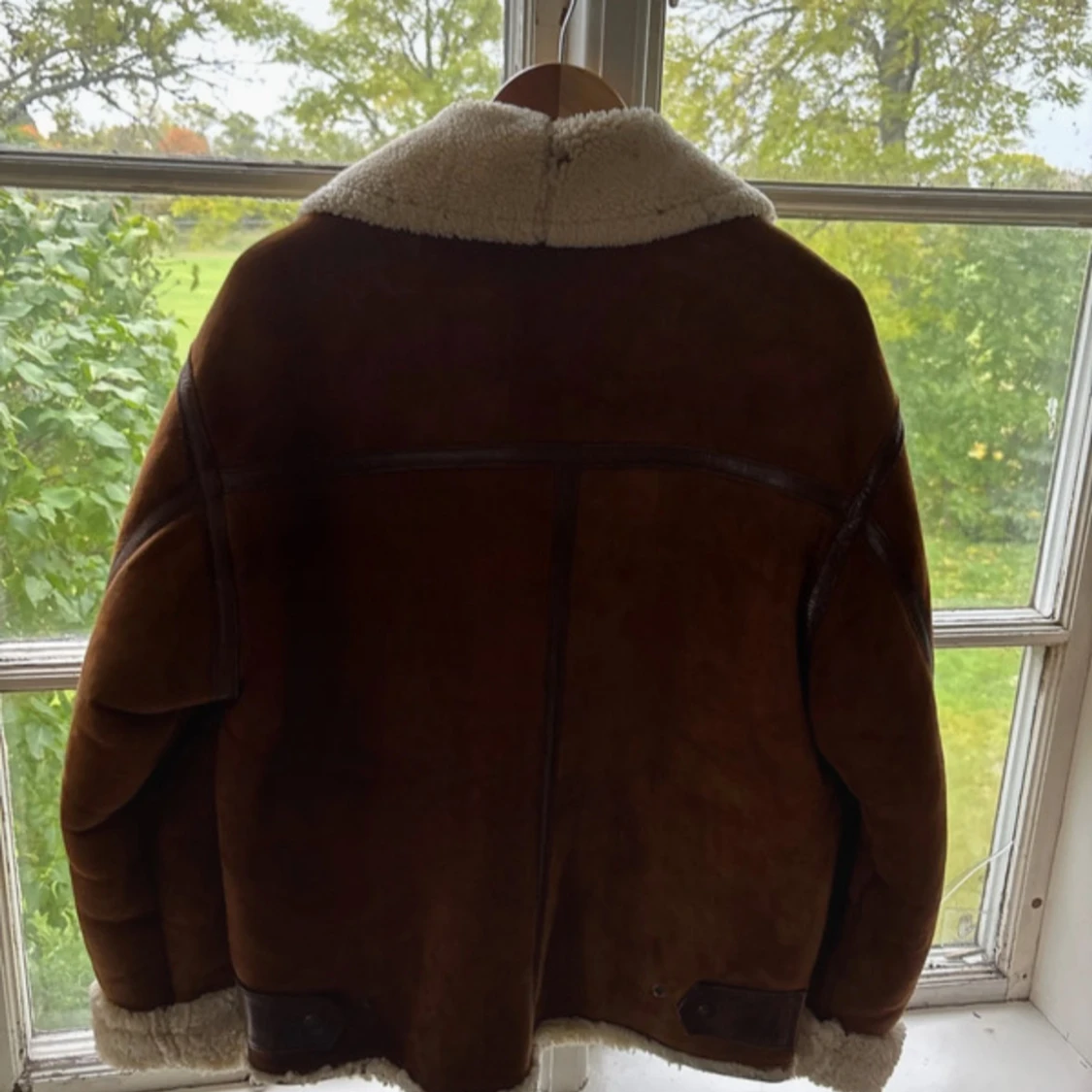 Brun pälsjacka från Chevignon - 2