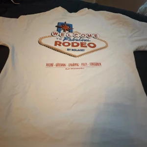 Bolaget merch - Bolaget merch nästan oanvänd köpt för 399. Storlek xxs men de är otroligt stora i storleken och skulle säga attt den mer passar någon som har s-m