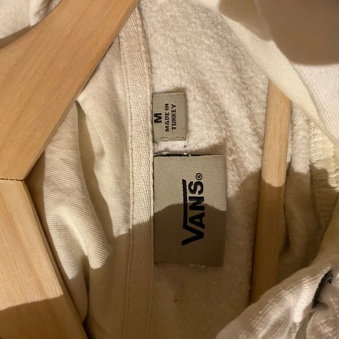 Vit hoodie från Vans med logga - 3