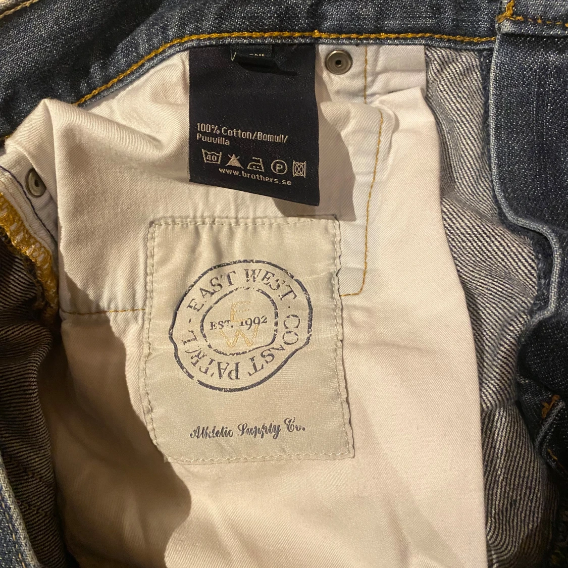 East West Jeans - 3