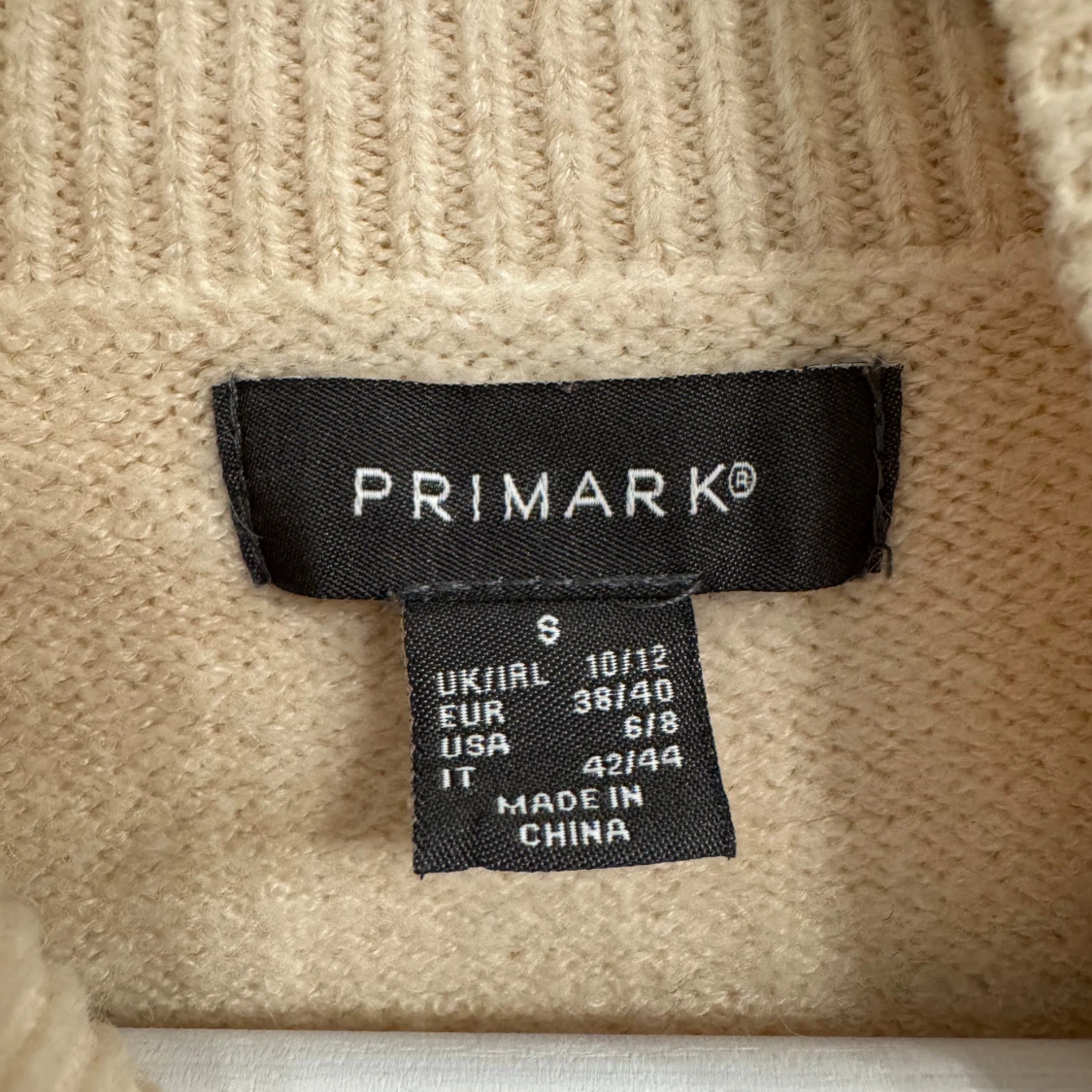 Beige tröja med flätmönster Primark - 3