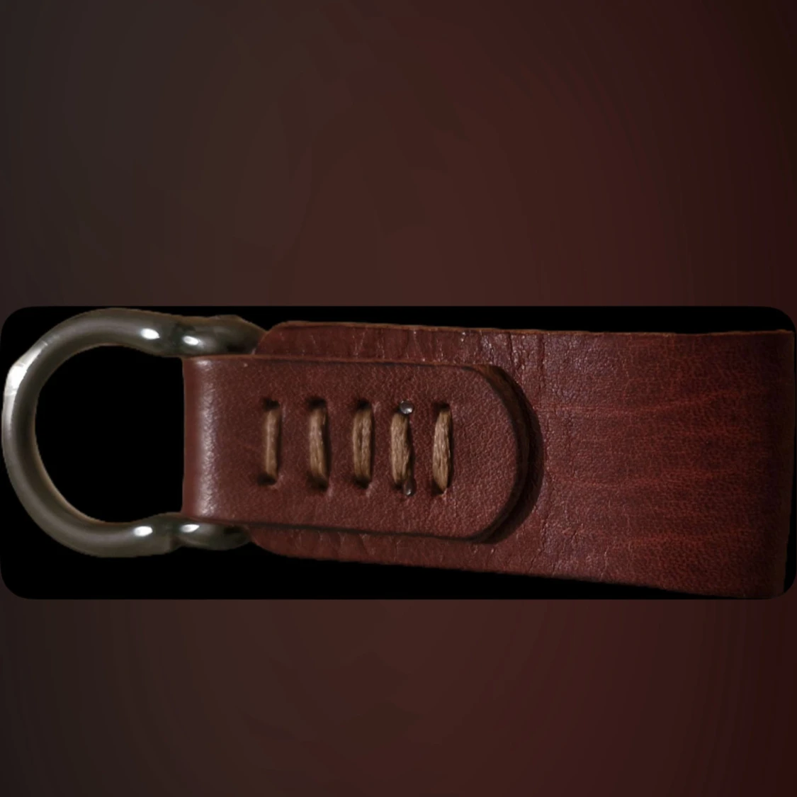 Personliga handgjorda nyckelringar i äkta läder - 1