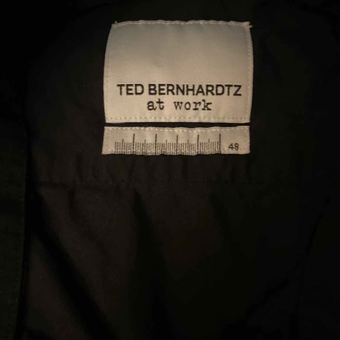 Svart skjorta Ted Bernhardtz strl 48 - 1
