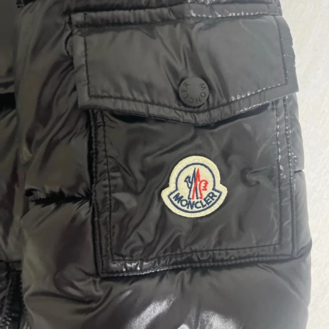 Svart Moncler Maya jacka  - 4