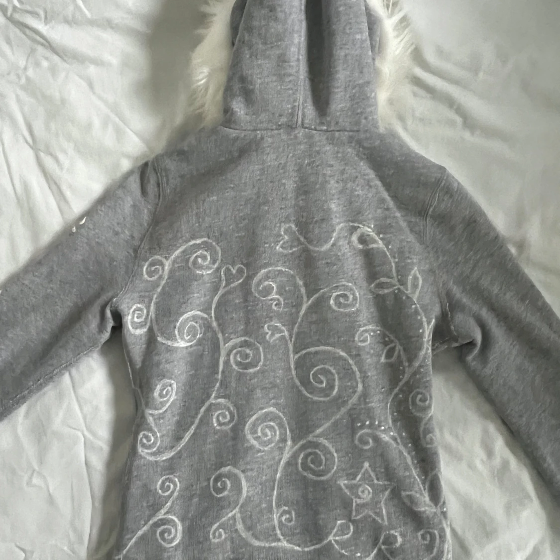 Grå hoodie med fluffig huva Abercrombie - 1