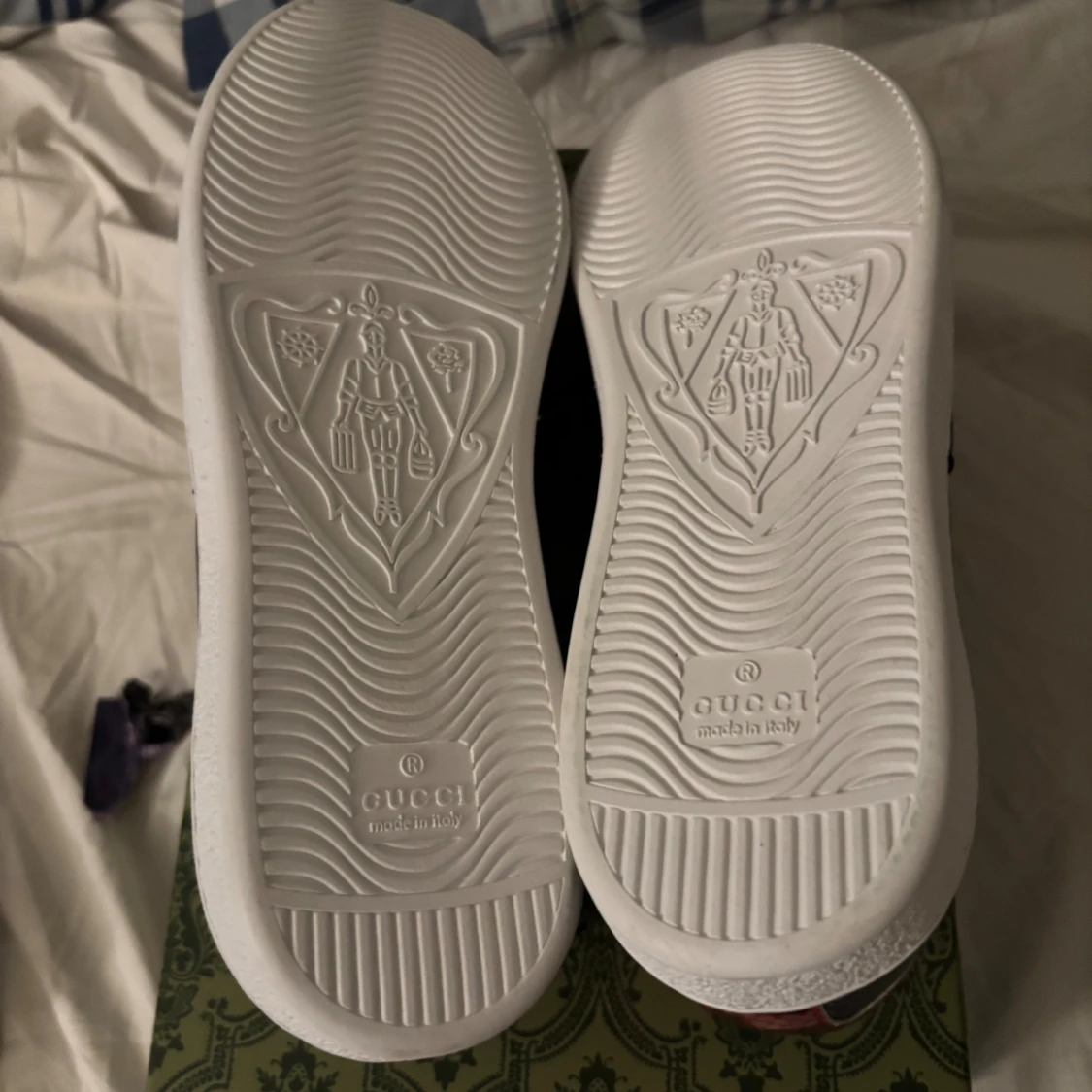 Gucci sneakers med GG-mönster - 2